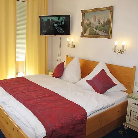 Garni Almenrausch Und Edelweiss 3* Γκάρμις-Παρτενκίρχεν