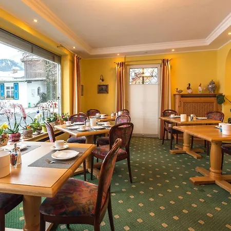 Garni Almenrausch Und Edelweiss 3* 加爾米施-帕滕基興