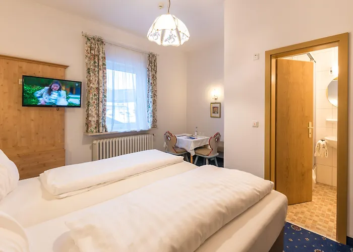 Garni Almenrausch Und Edelweiss Hotel