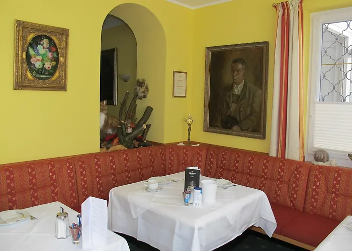 Hotel Garni Almenrausch Und Edelweiss Garmisch-Partenkirchen
