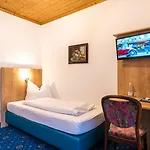 Garni Almenrausch Und Edelweiss Hotel