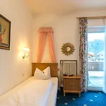 Garni Almenrausch Und Edelweiss 3*