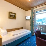 Garni Almenrausch Und Edelweiss Szálloda Garmisch-Partenkirchen