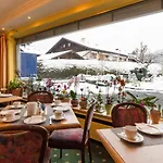 Hotel Garni Almenrausch Und Edelweiss 3*