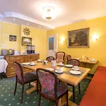 Hotel Garni Almenrausch Und Edelweiss 3*
