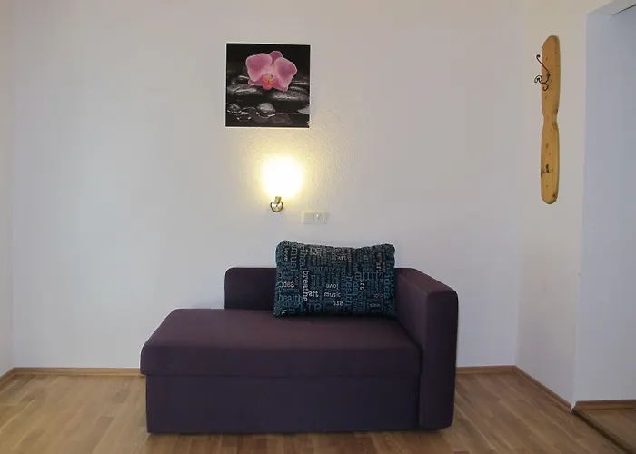 Hotel Garni Almenrausch Und Edelweiss 3*